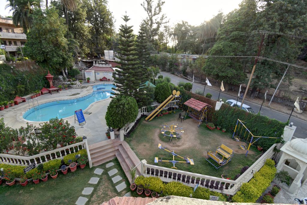 Hotel Savera Palace