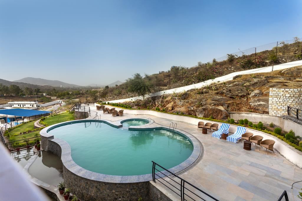 juSTa Luxe Sajjangarh Resort & Spa