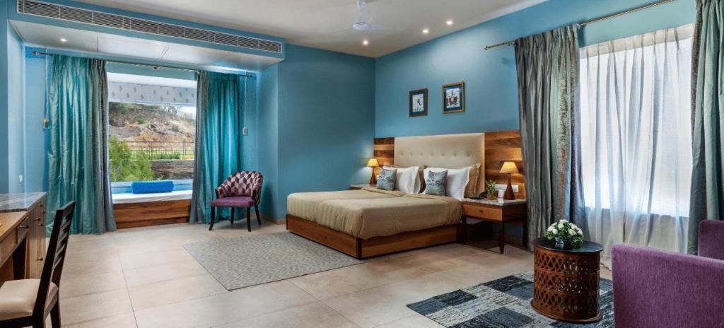 juSTa Luxe Sajjangarh Resort & Spa