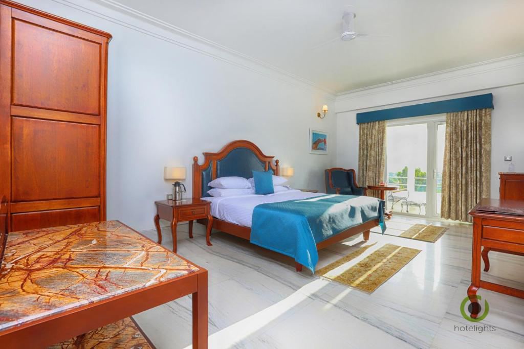 Fateh Niwas Hotel