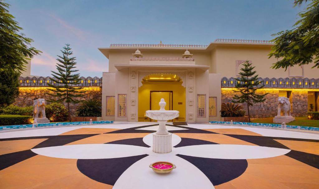 Raajsa Resort
