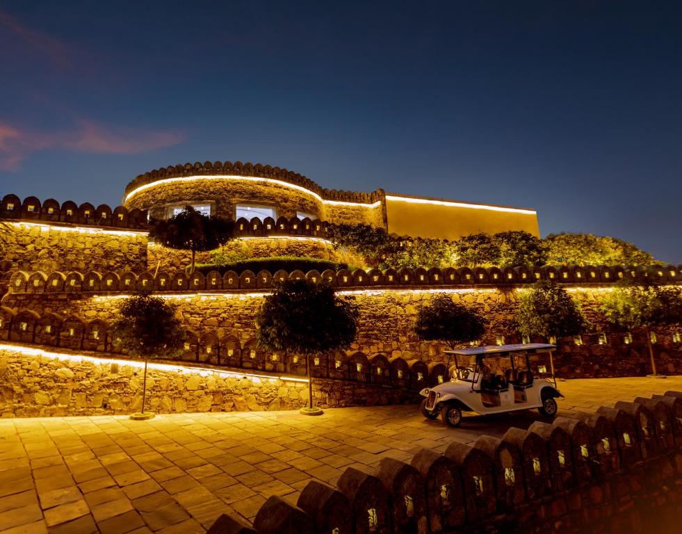 Raajsa Resort