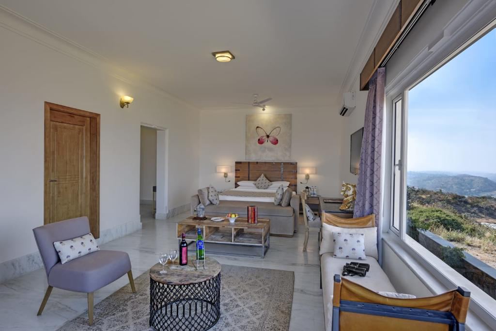 Fateh Safari Suites