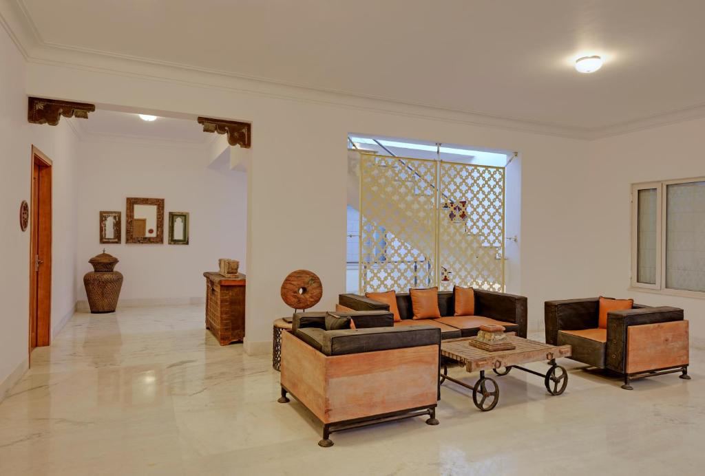 Fateh Safari Suites