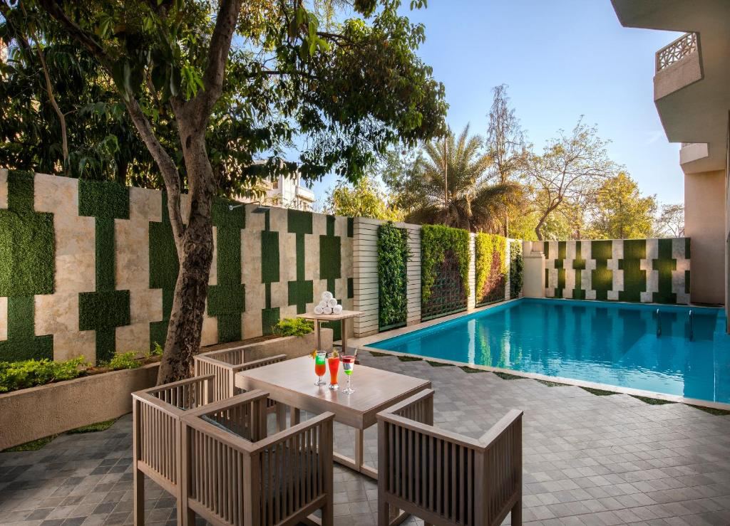 Sarovar Premiere Hotel