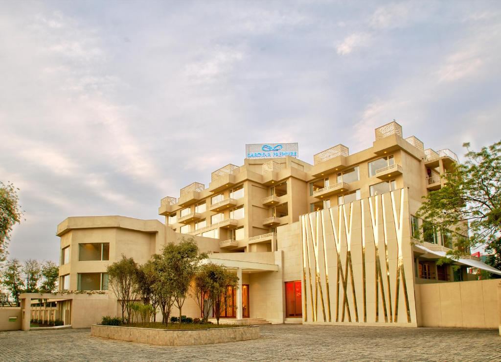Sarovar Premiere Hotel