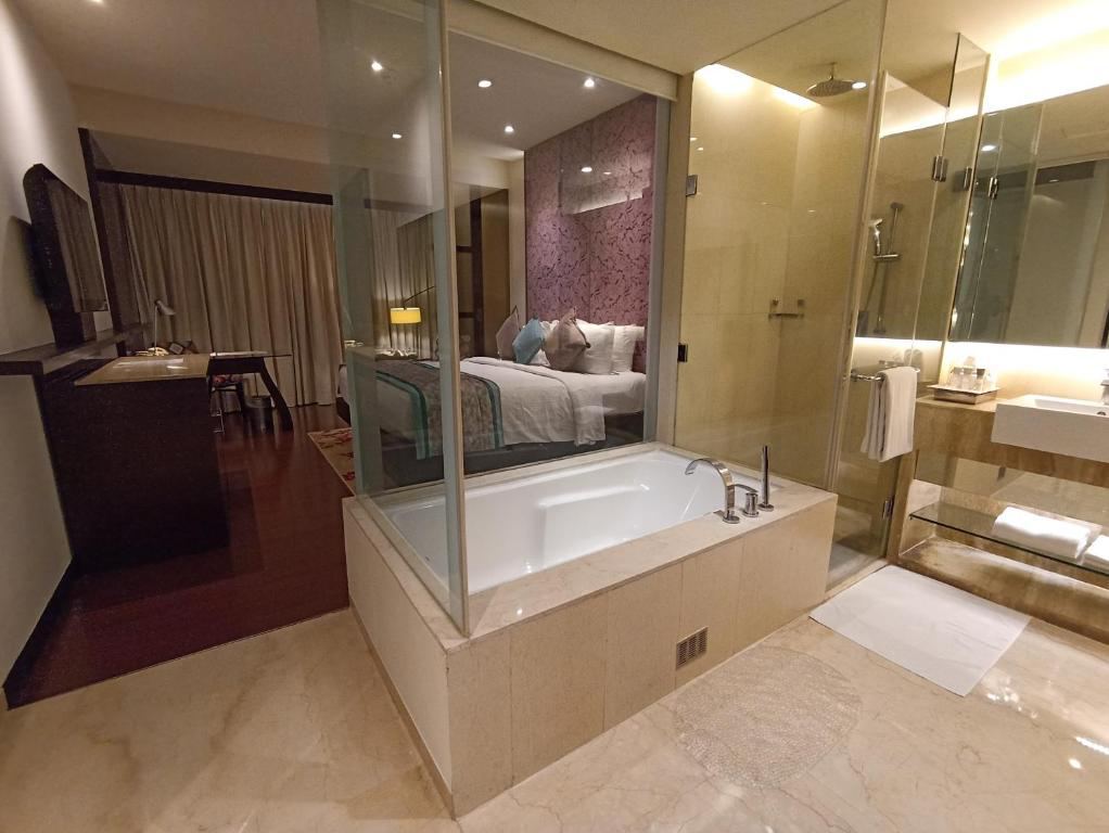 Hotel Royal Orchid