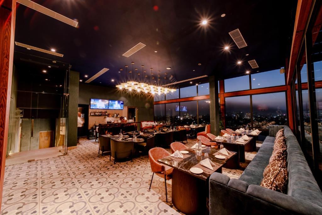 Sarovar Portico Hotel
