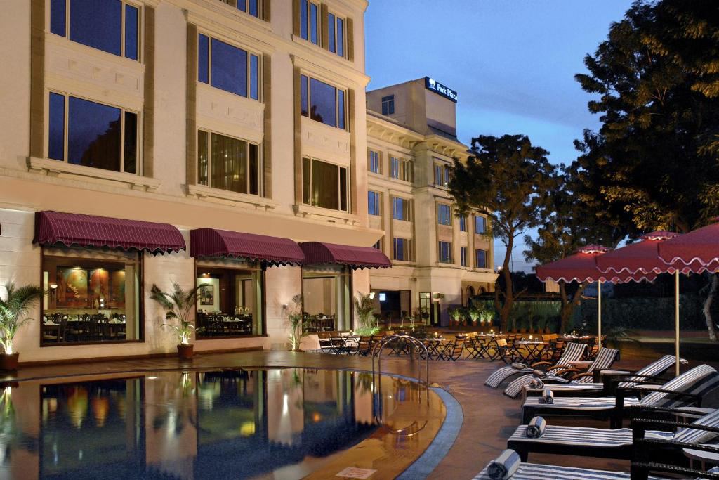 Park Plaza Hotel