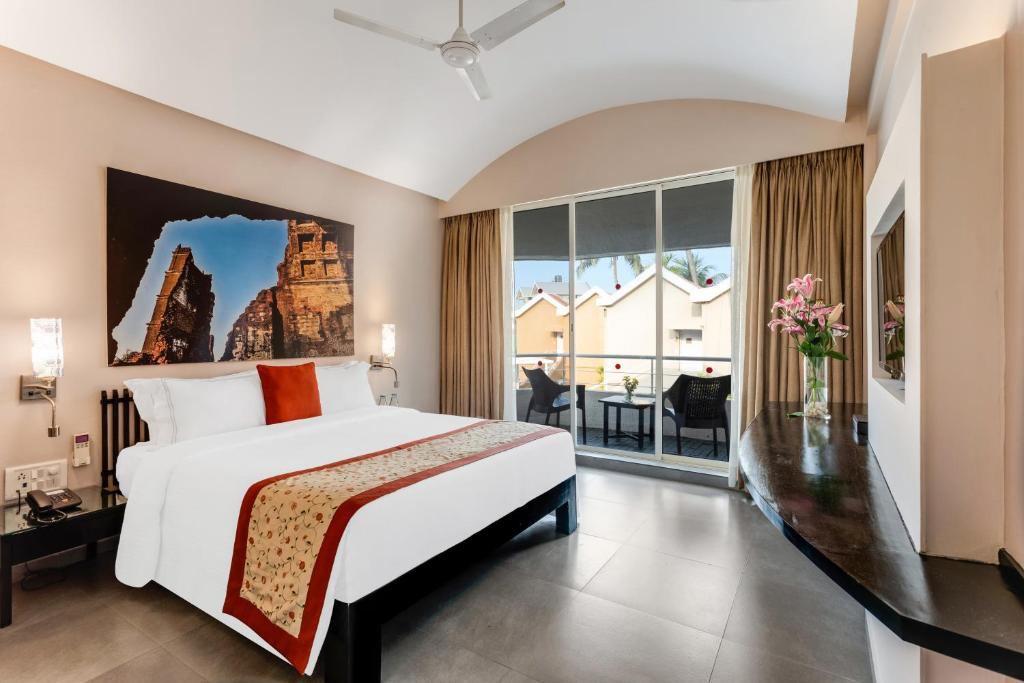 Whispering Palms Beach Resort
