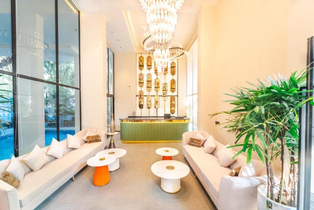 Vilmaris Luxury Hotel