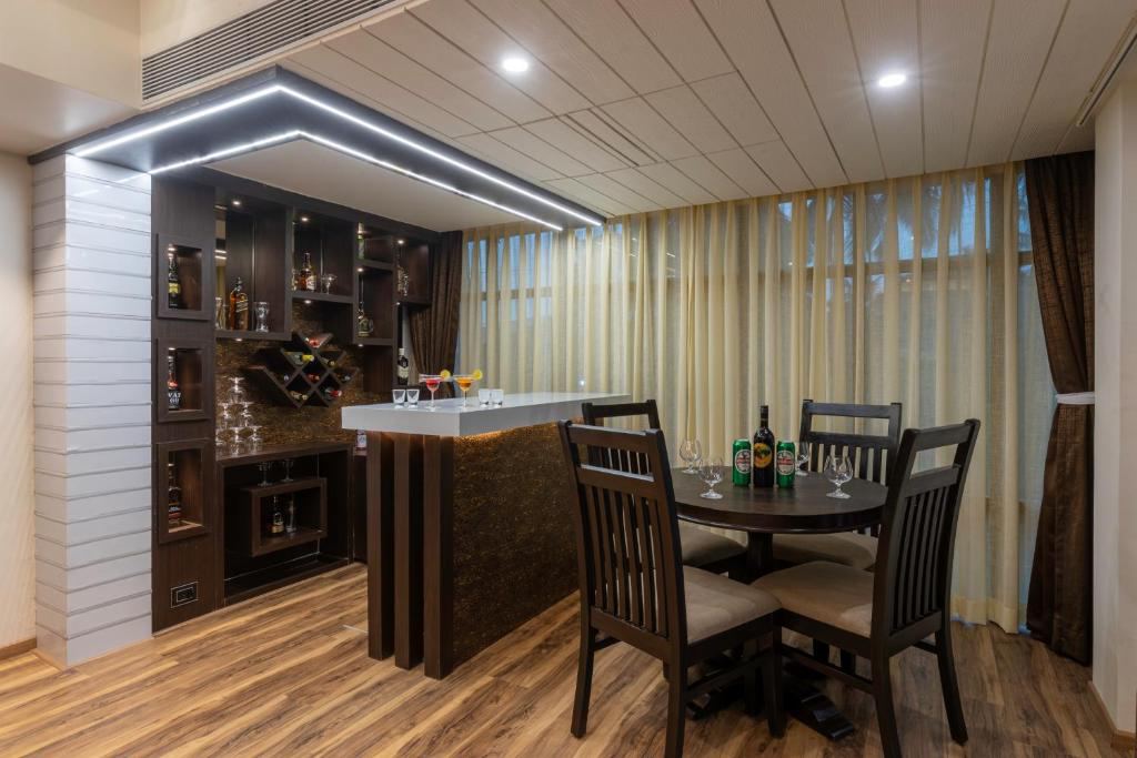 Divan Clarks Inn Hotel