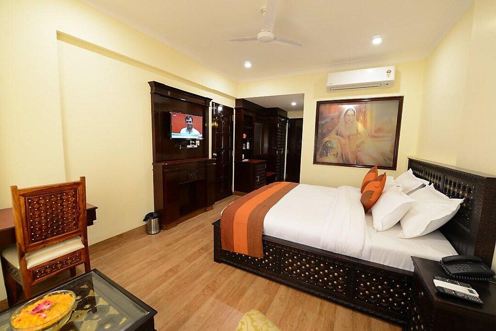 Hotel Raj Haveli