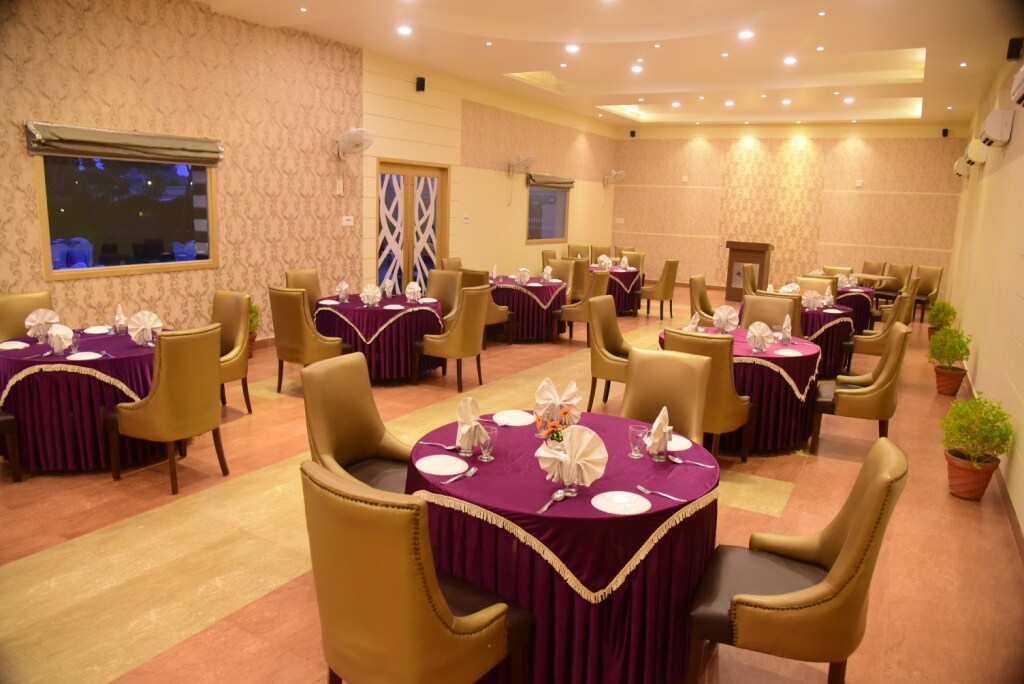 Hotel Chirag