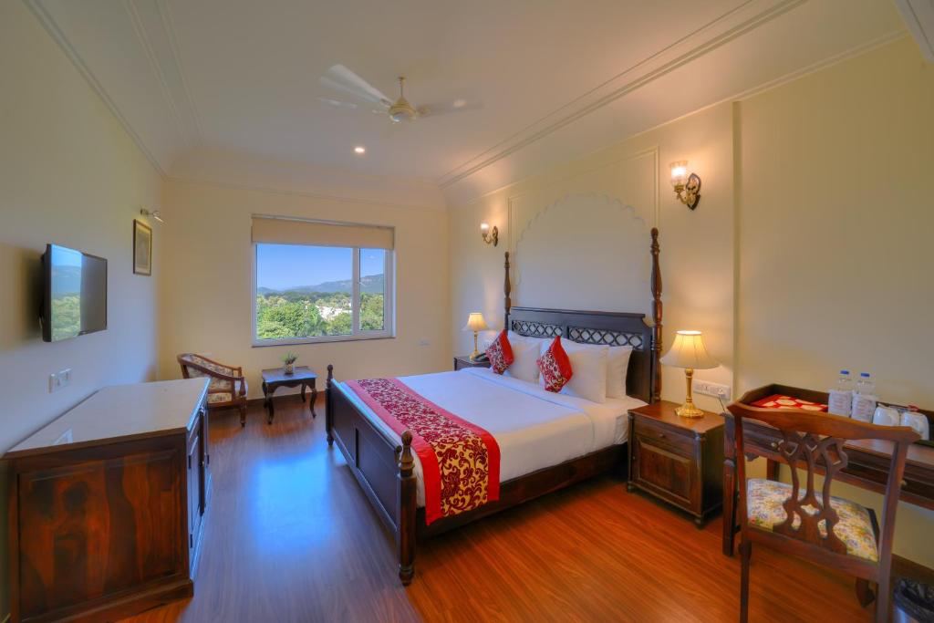 WelcomHeritage Mount Valley Resort