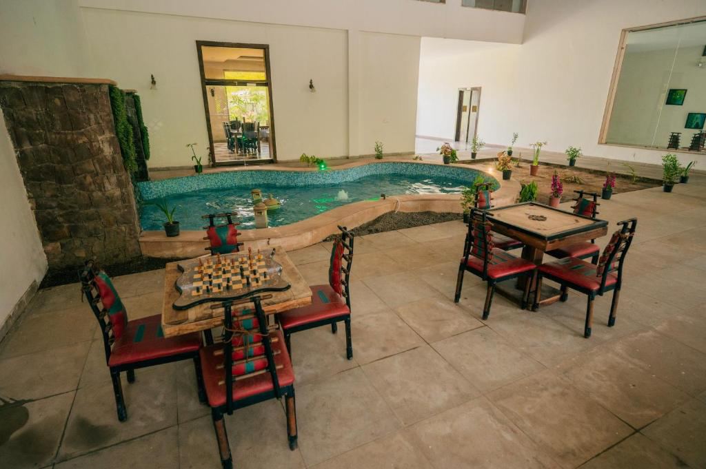 Clarks Safari Resort