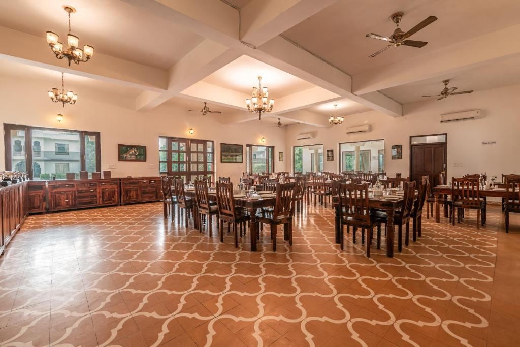 ClarksInn Suites Resort