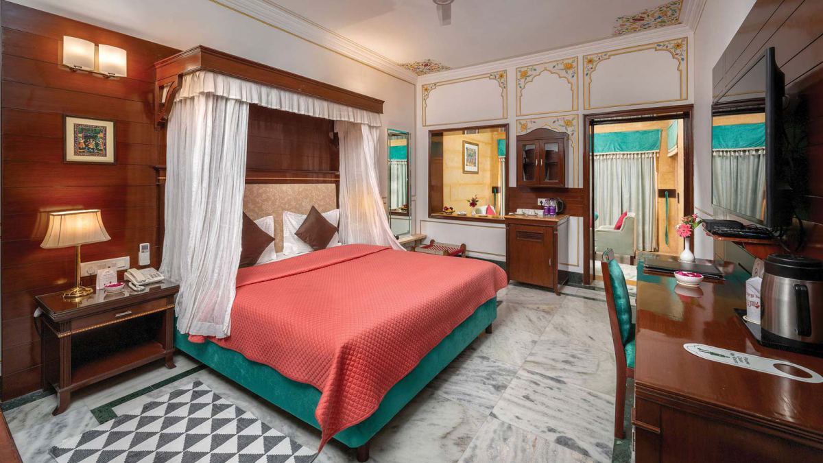Rang Mahal Hotel