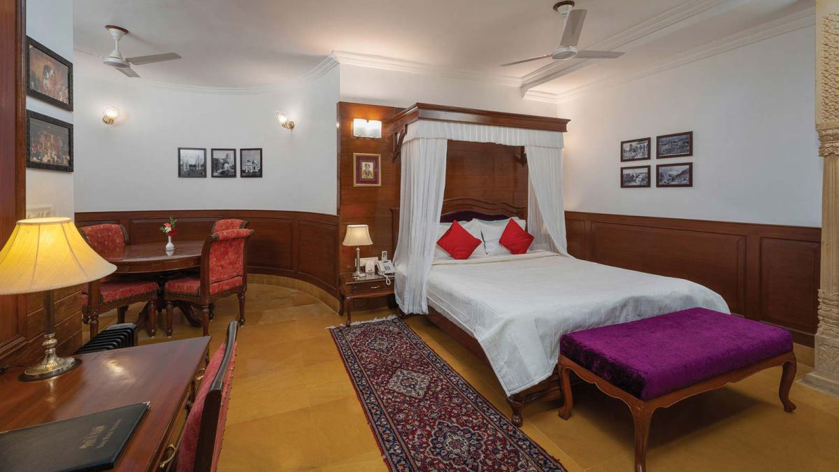 Rang Mahal Hotel