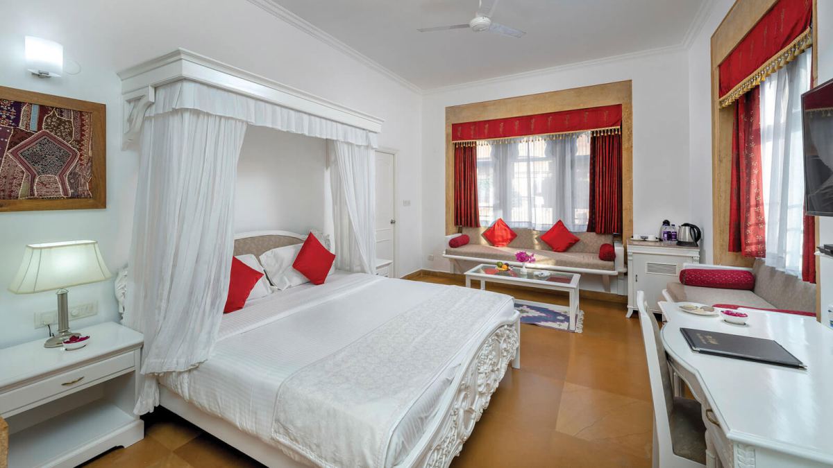 Rang Mahal Hotel