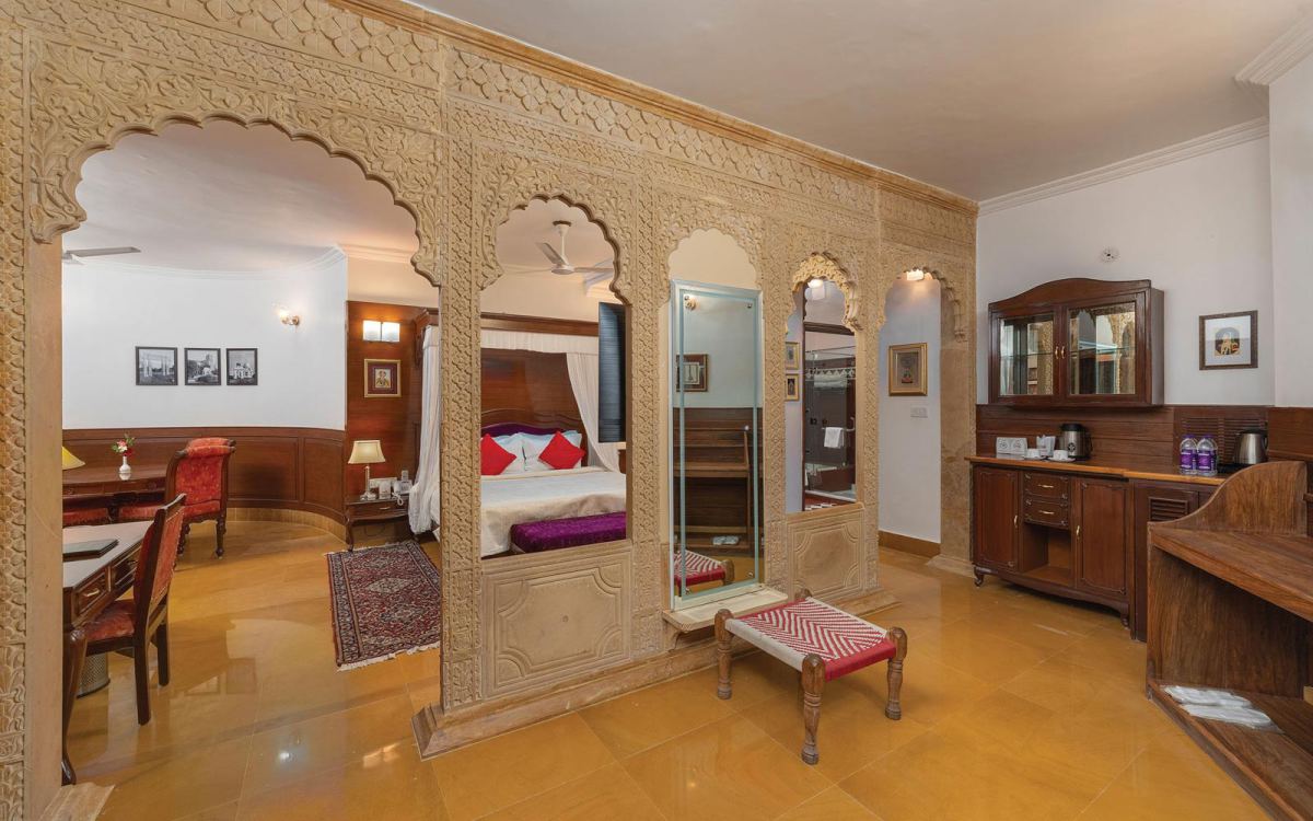 Rang Mahal Hotel