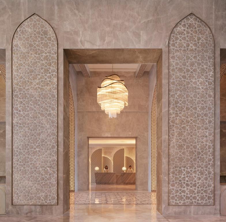 Taj Amer Hotel