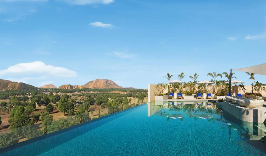 Taj Amer Hotel
