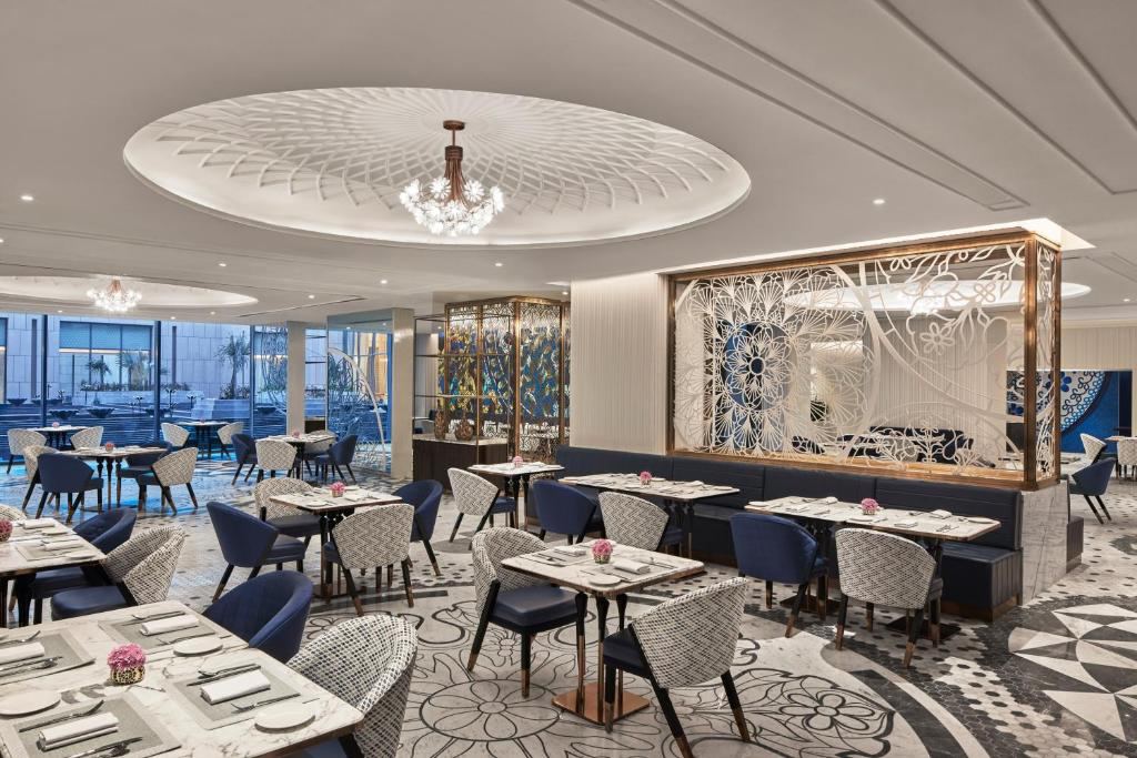 Taj Amer Hotel
