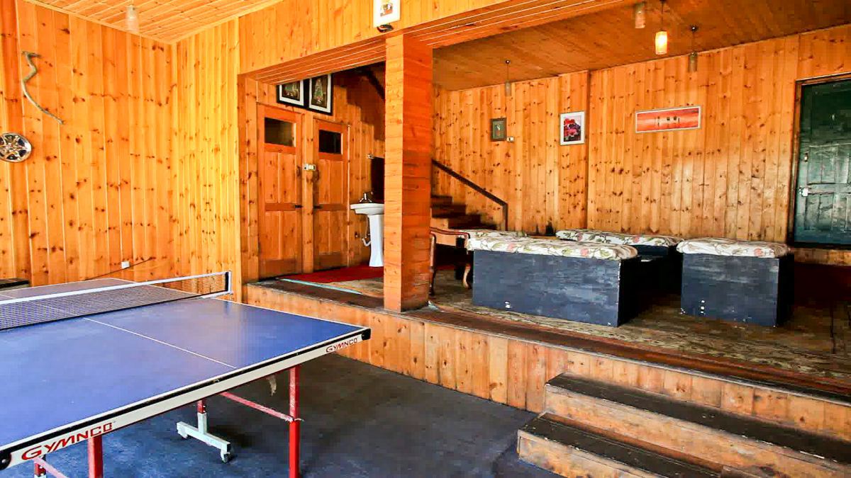 Alpine Ridge Hotel