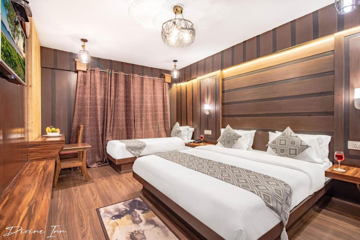 Divine Inn Hotel