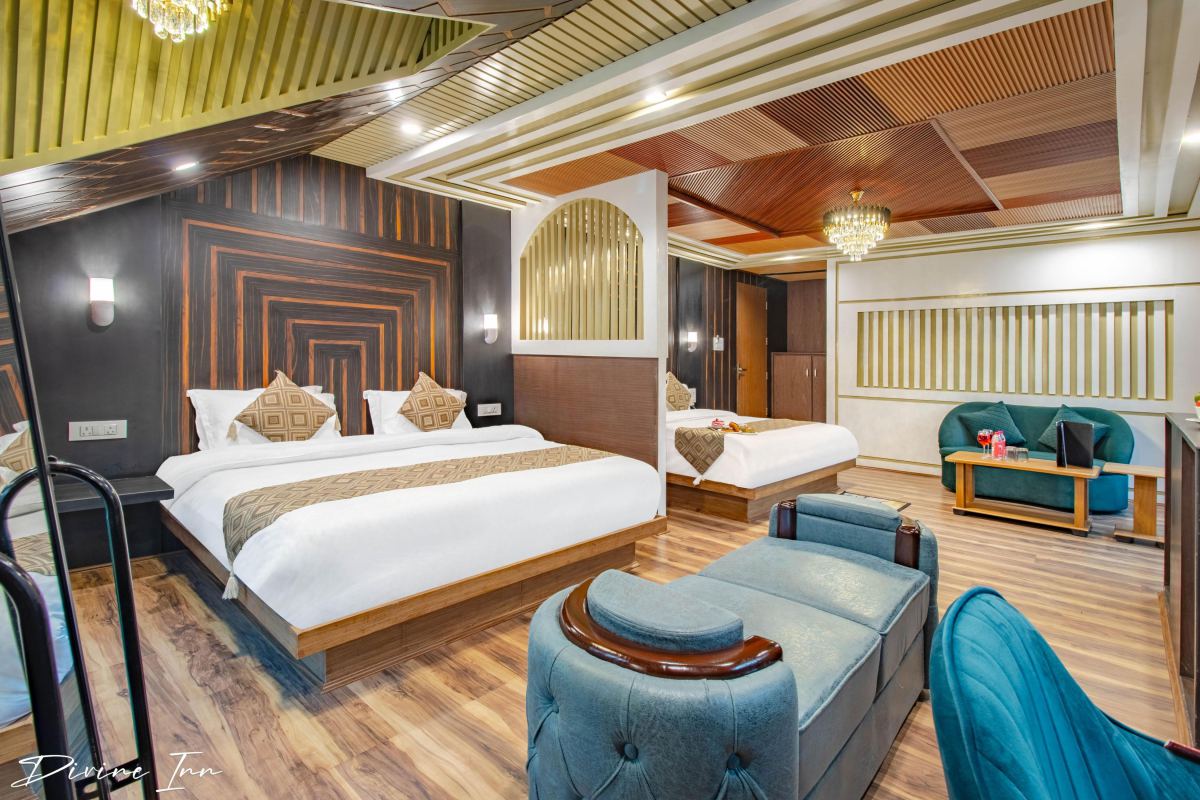 Divine Inn Hotel