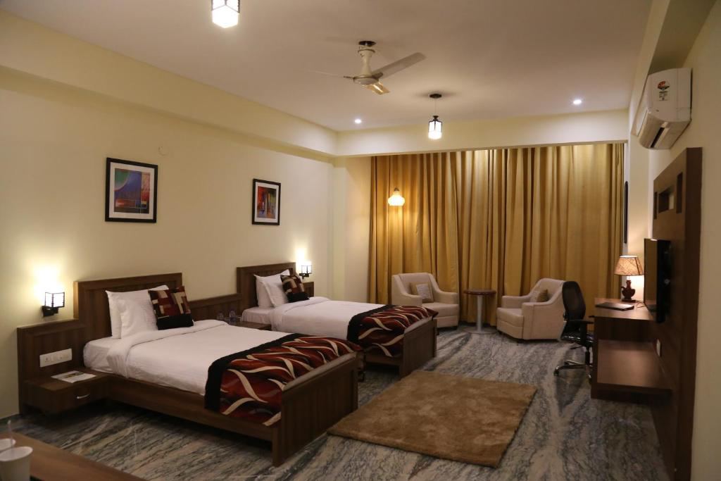 Regenta Central Mewargarh Hotel