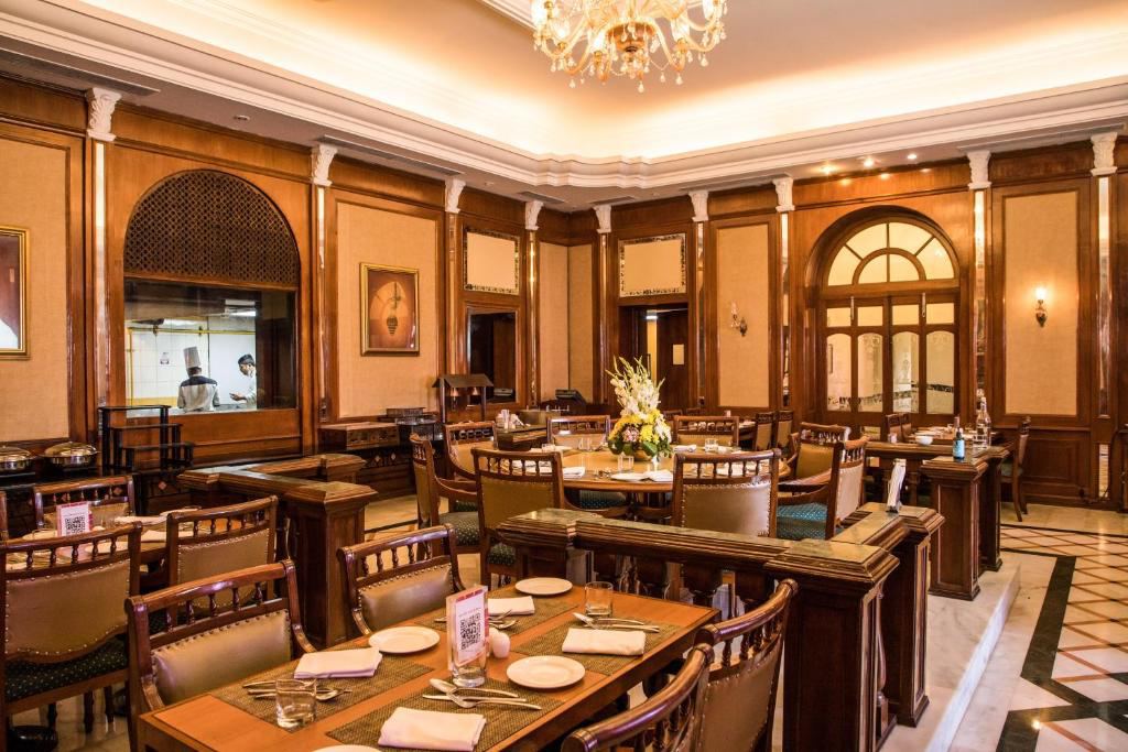 The Lalit Laxmi Vilas Palace