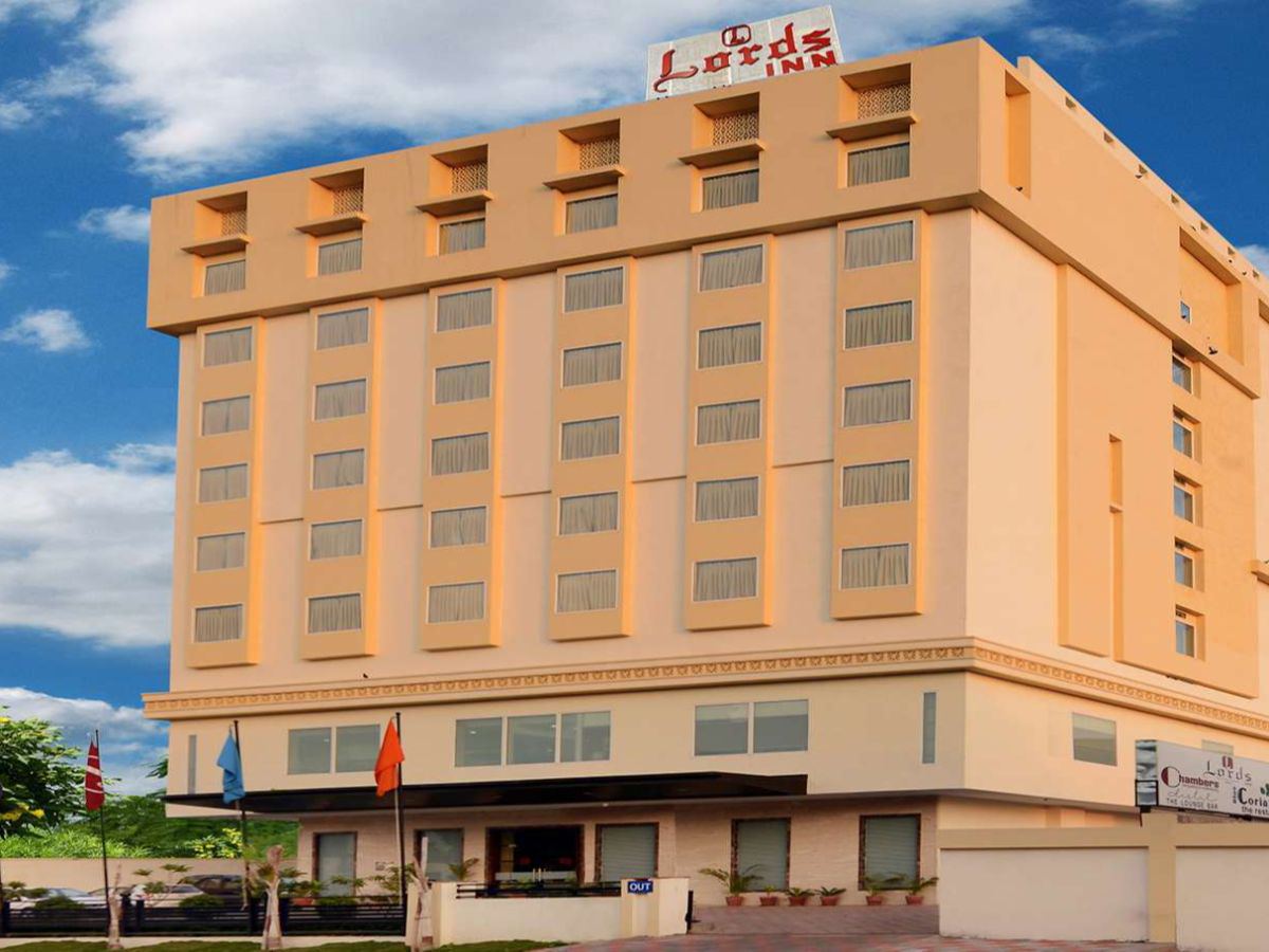 Lords Inn Hotel