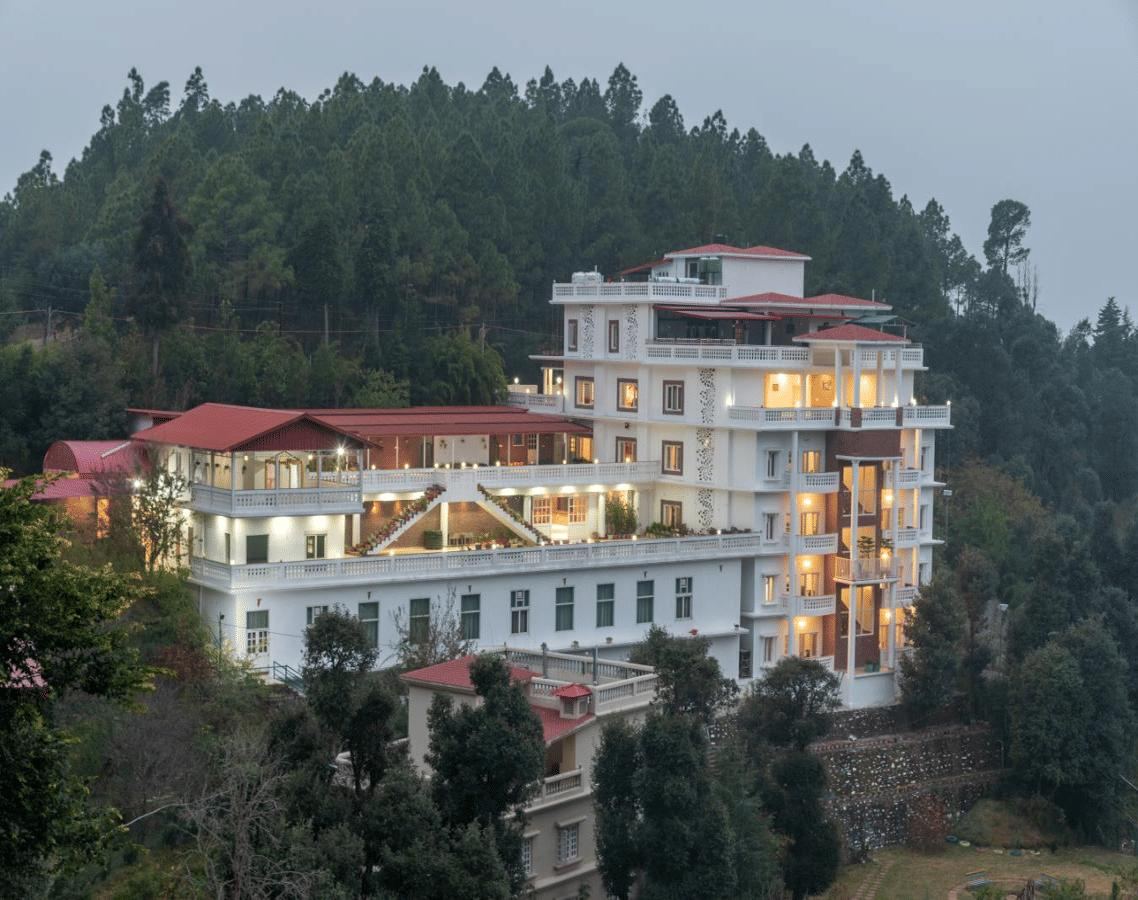 DLS Hillcrest Resort