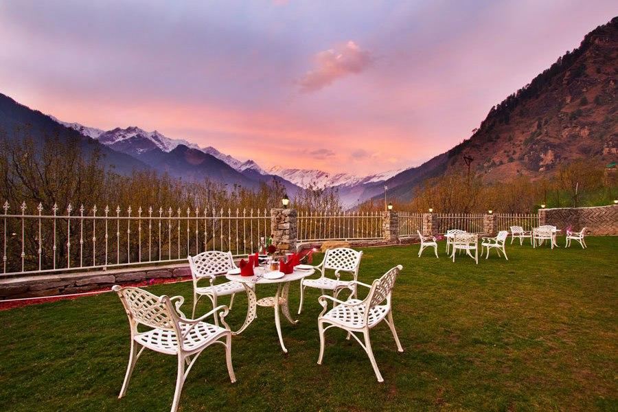 The Whitestone Resorts