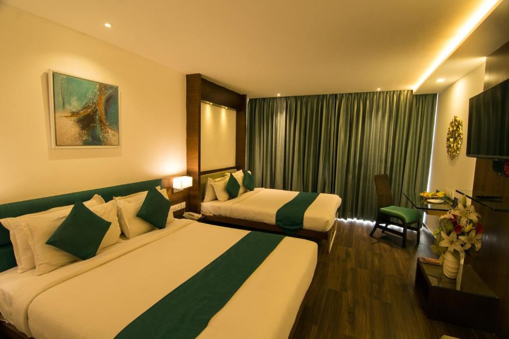 Roopa Elite Hotel