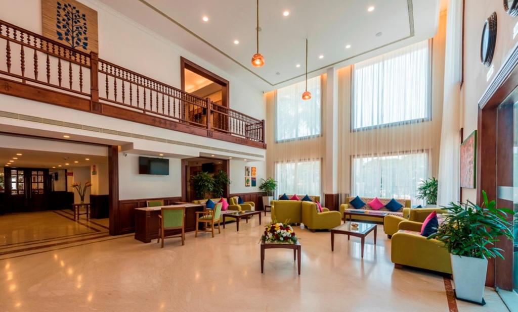Regenta Central Herald Hotel