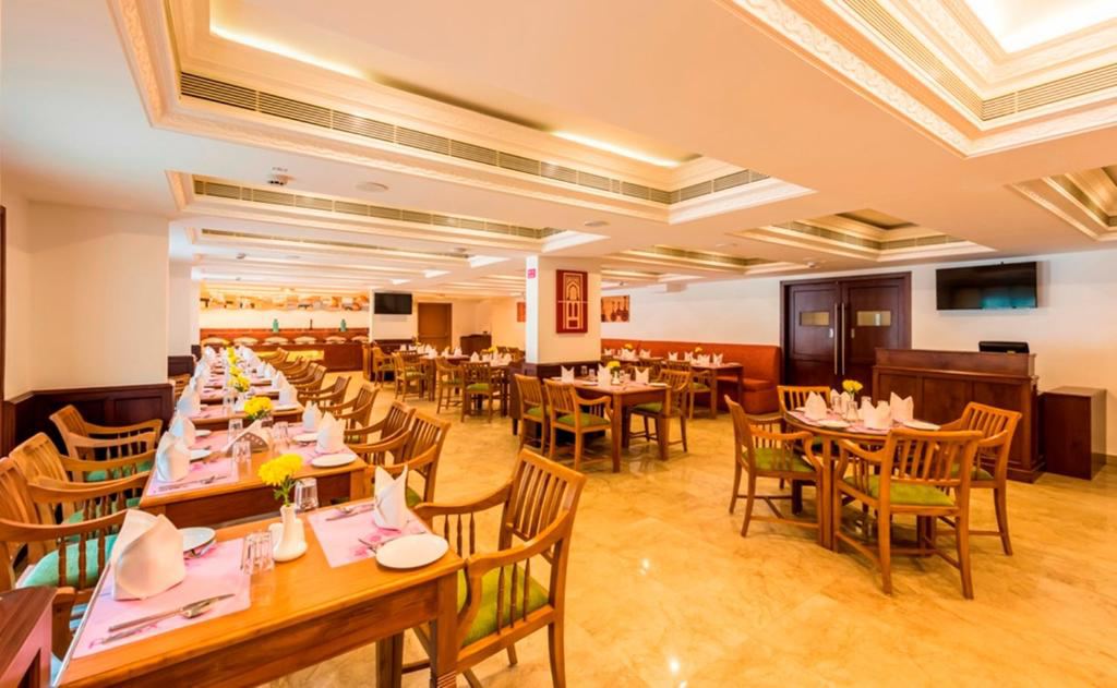 Regenta Central Herald Hotel