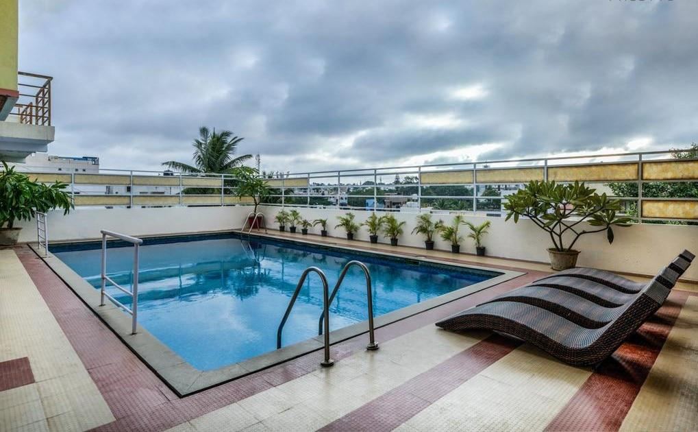 Golden MetroHotel