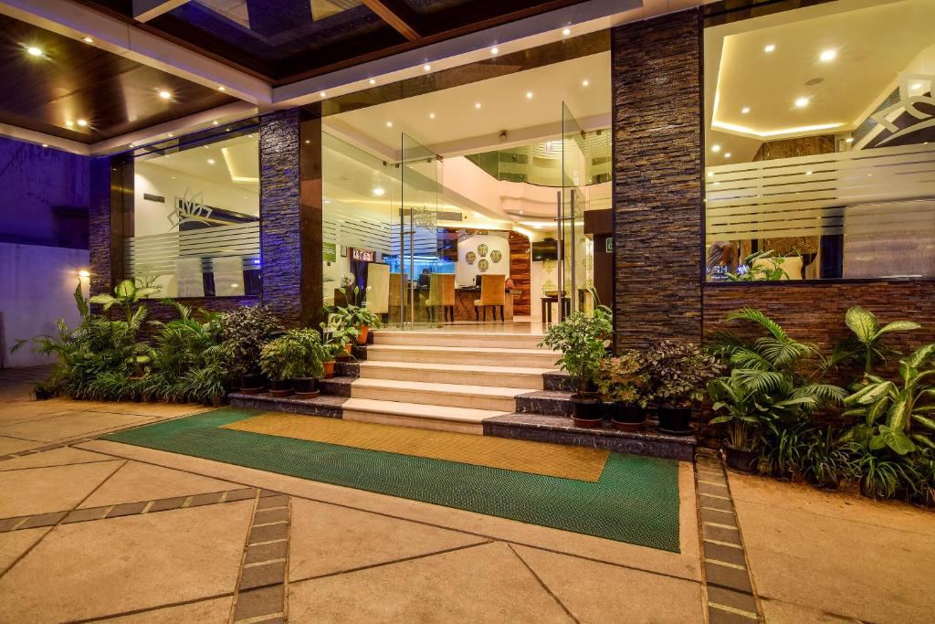 Akshaya Aura Hotel