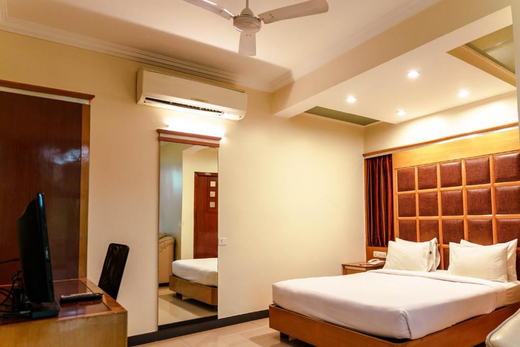 Bisque Magaji Orchid Hotel