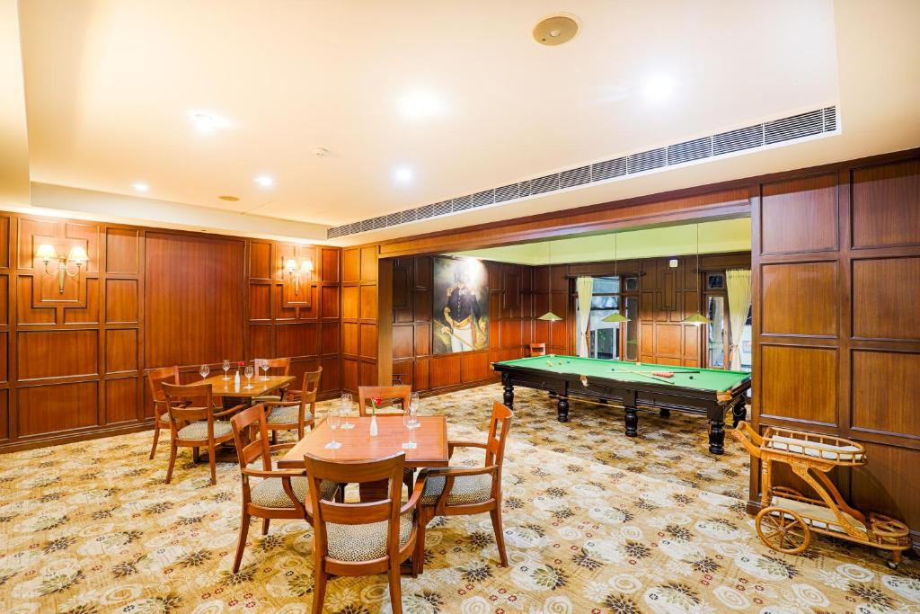 Club Mahindra Golden Landmark Hotel
