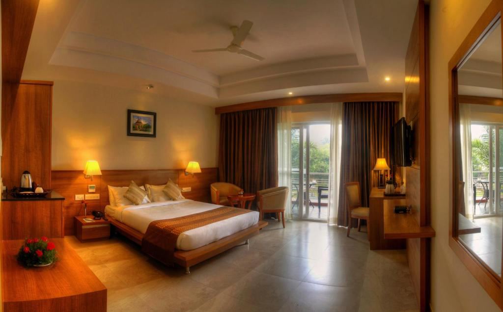 Hotel Ruchi The Prince