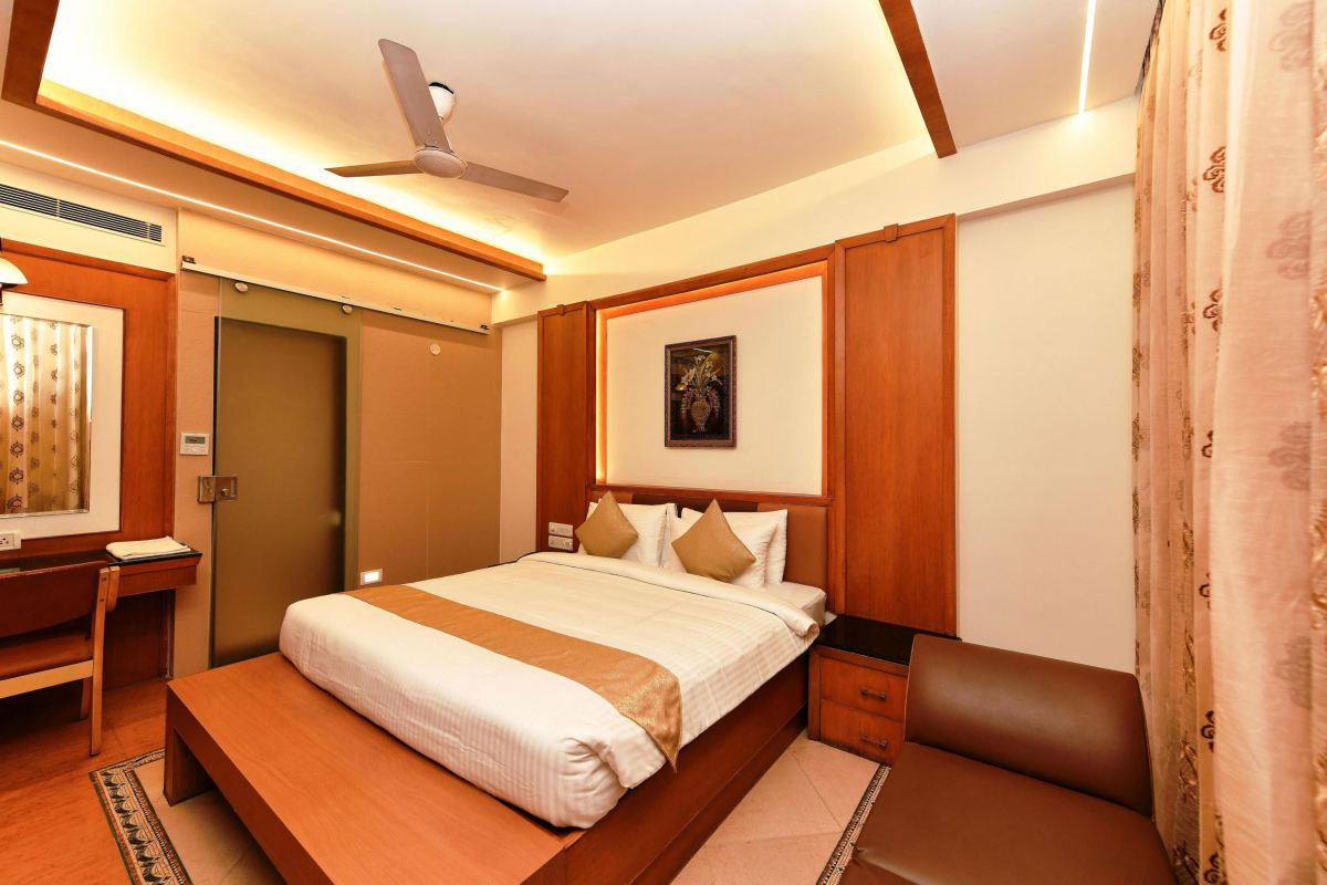 Hotel Roopa