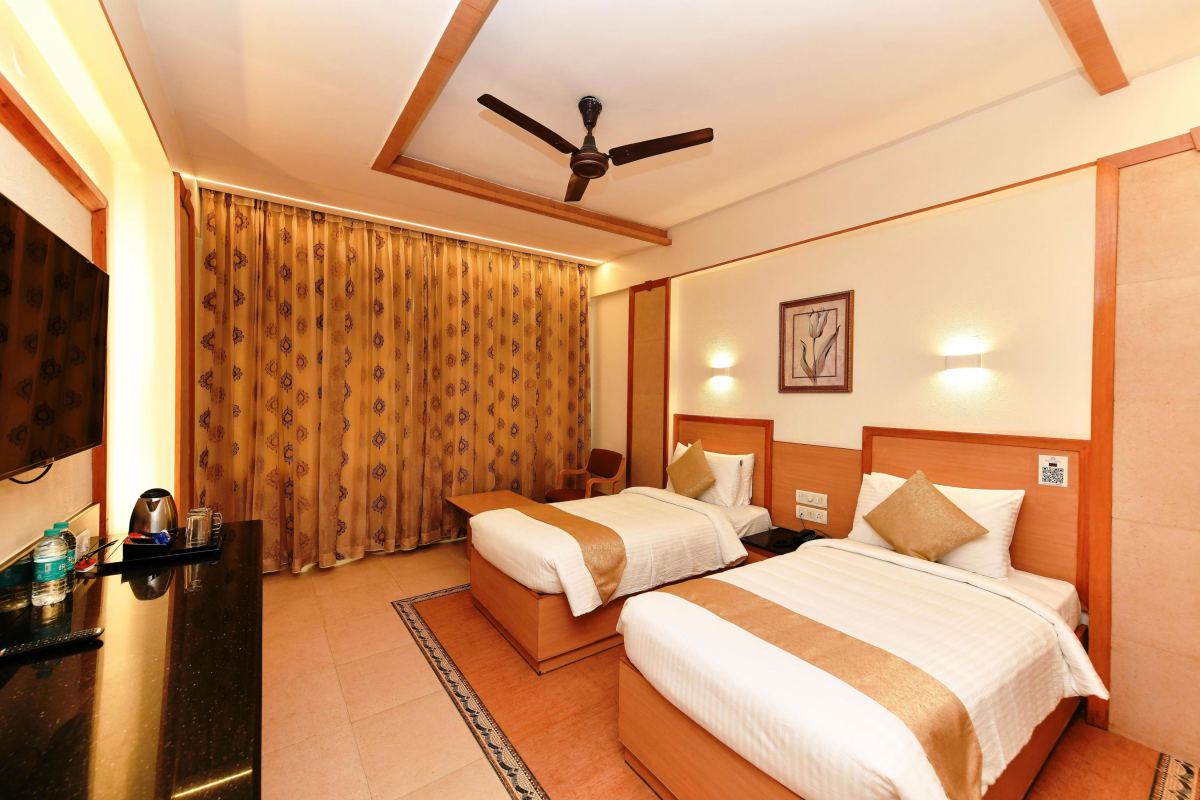 Hotel Roopa
