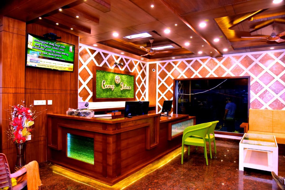 Hotel Coorg Palace Inn