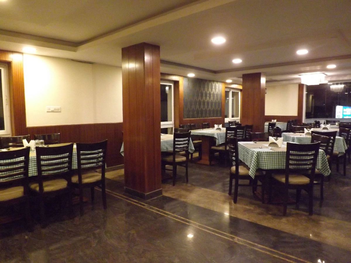 The Majestic Crown Hotel