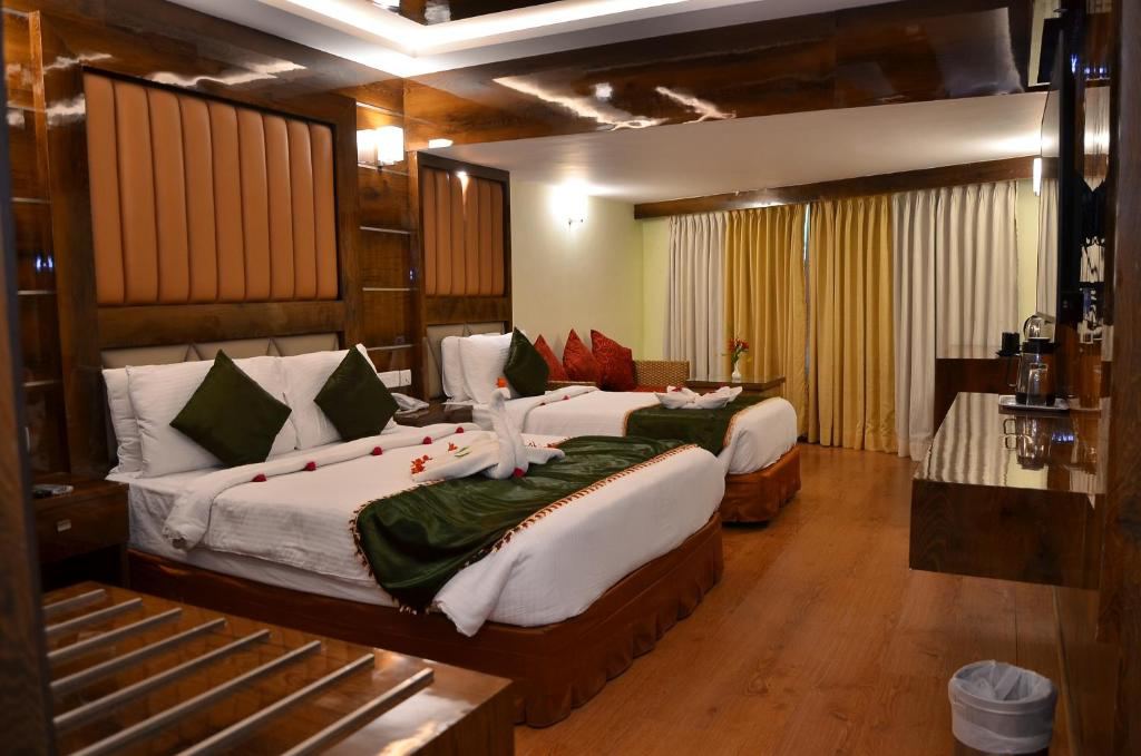 Benzz Park Hotel