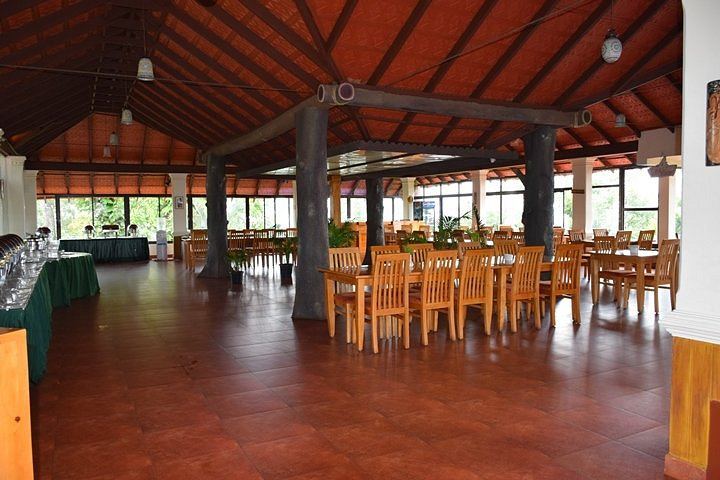 Porcupine Castle Resort
